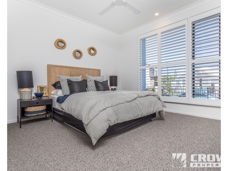 12 Rani Street, Newport QLD 4020