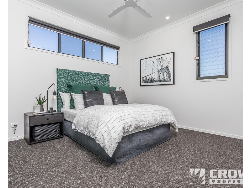 10 Rani Street, Newport QLD 4020