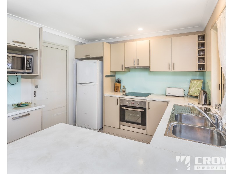 10 Shangri-La Court, Rothwell QLD 4022