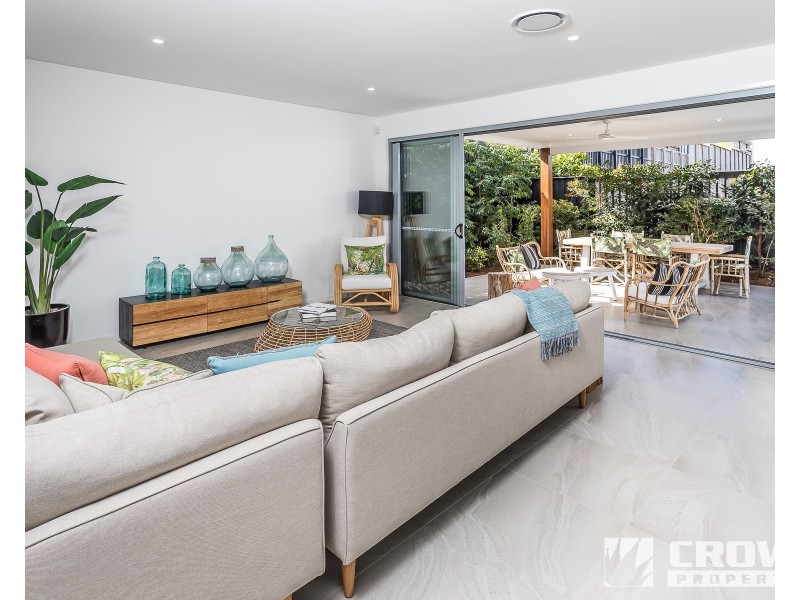 8 Sturt Place, Upper Kedron QLD 4055