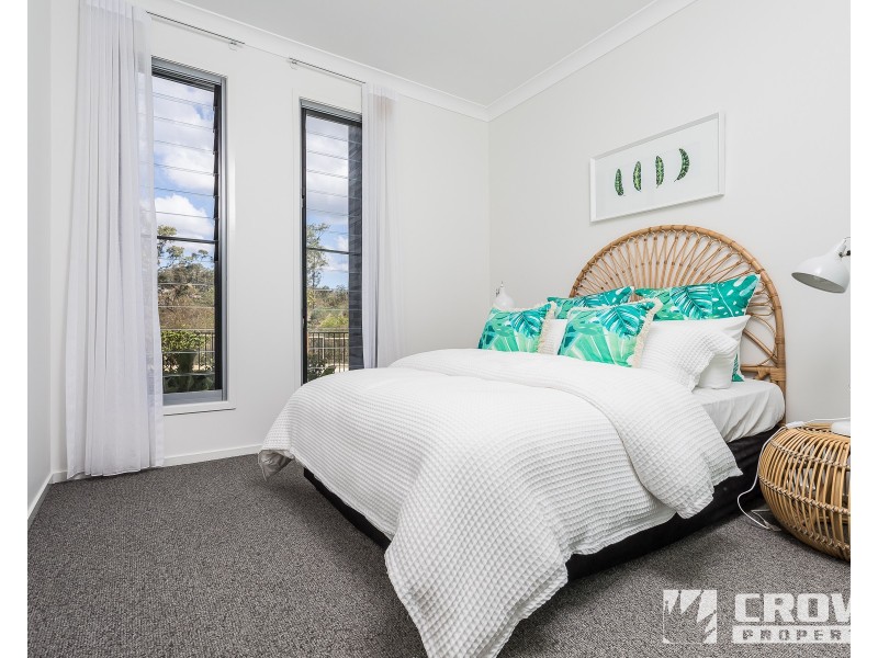 8 Sturt Place, Upper Kedron QLD 4055