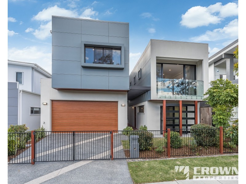 10 Sturt Place, Upper Kedron QLD 4055