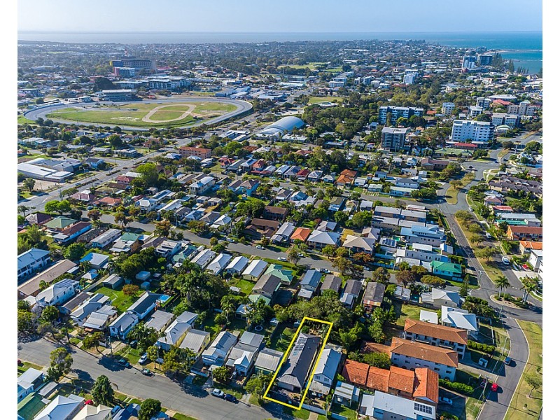 16 Greenup Street, Redcliffe QLD 4020