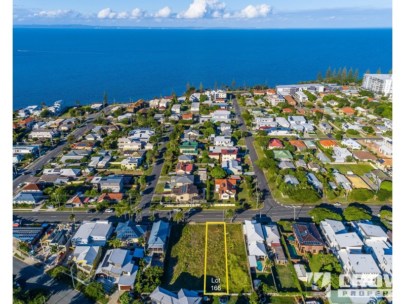 427 Scarborough Road, Scarborough QLD 4020