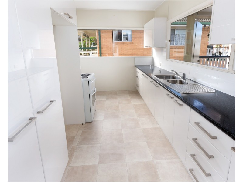 37 Kate Street, Woody Point QLD 4019