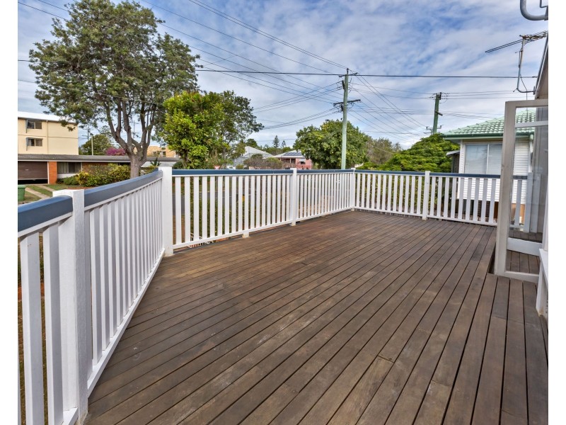 37 Kate Street, Woody Point QLD 4019