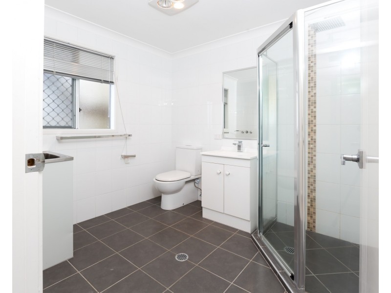 2/862 Southpine Road, Everton Park QLD 4053