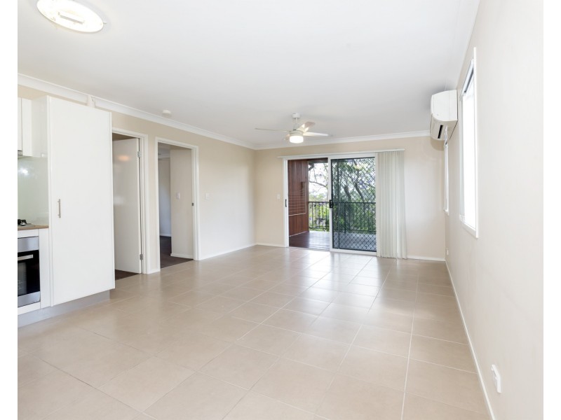 2/862 Southpine Road, Everton Park QLD 4053