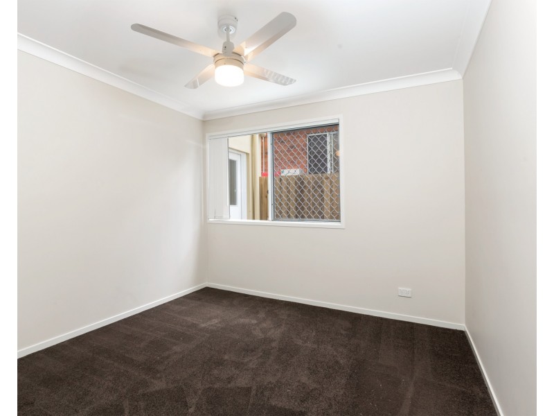 2/862 Southpine Road, Everton Park QLD 4053