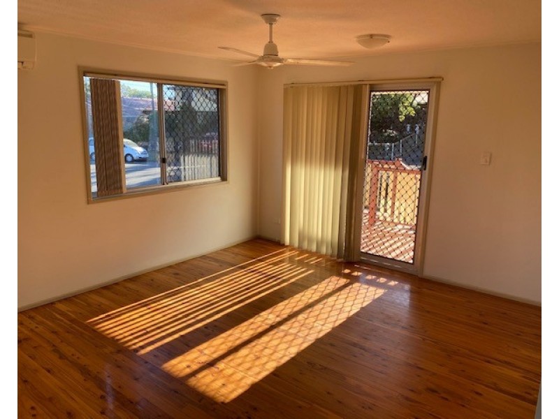 18 Forestville Road, Petrie QLD 4502