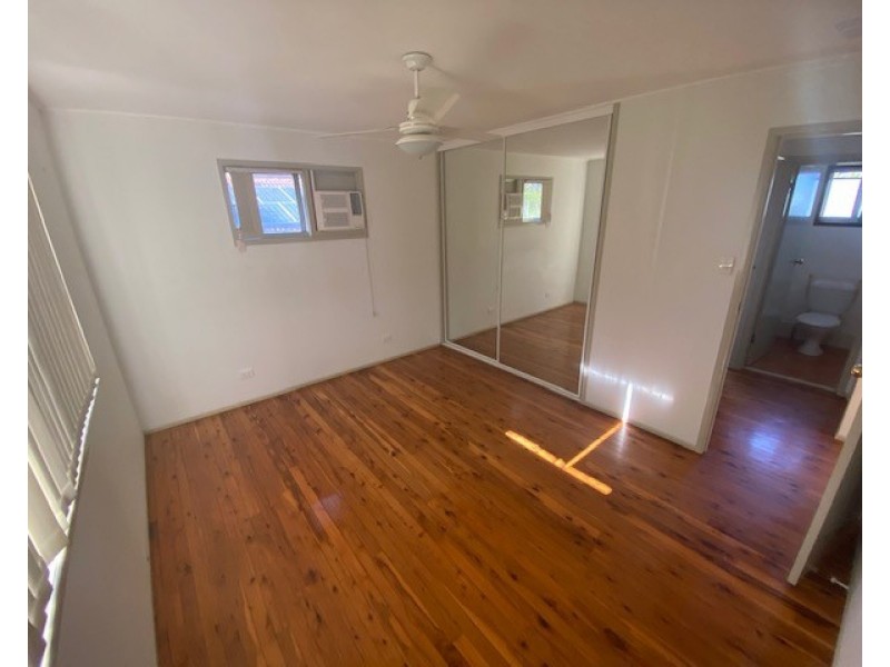 18 Forestville Road, Petrie QLD 4502