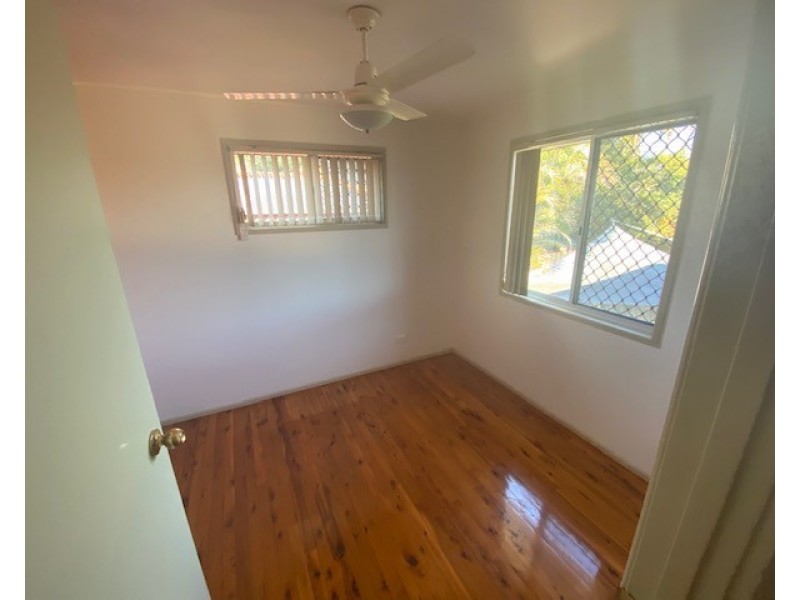 18 Forestville Road, Petrie QLD 4502