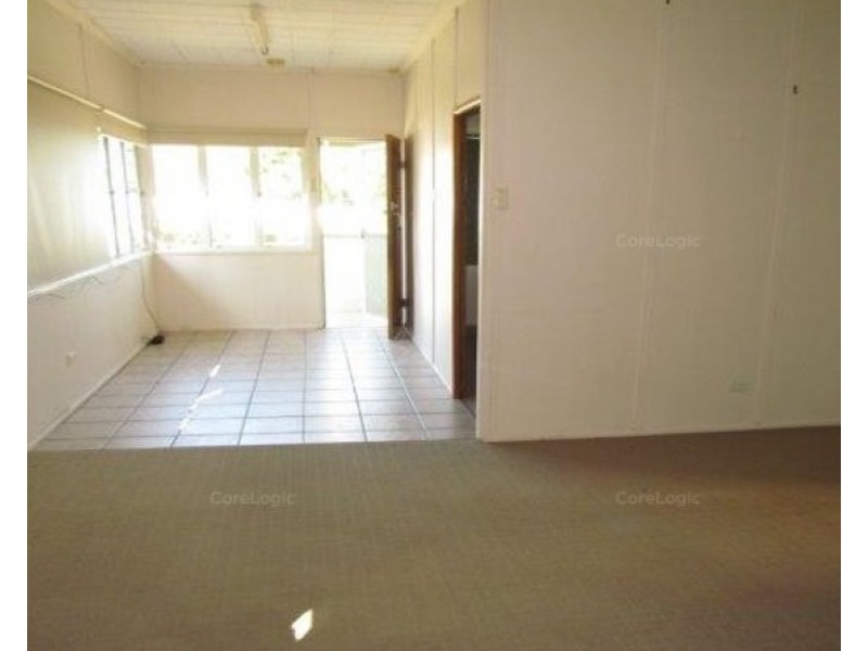 17 Whytecliffe Parade, Woody Point QLD 4019