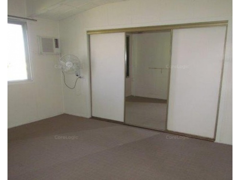 17 Whytecliffe Parade, Woody Point QLD 4019