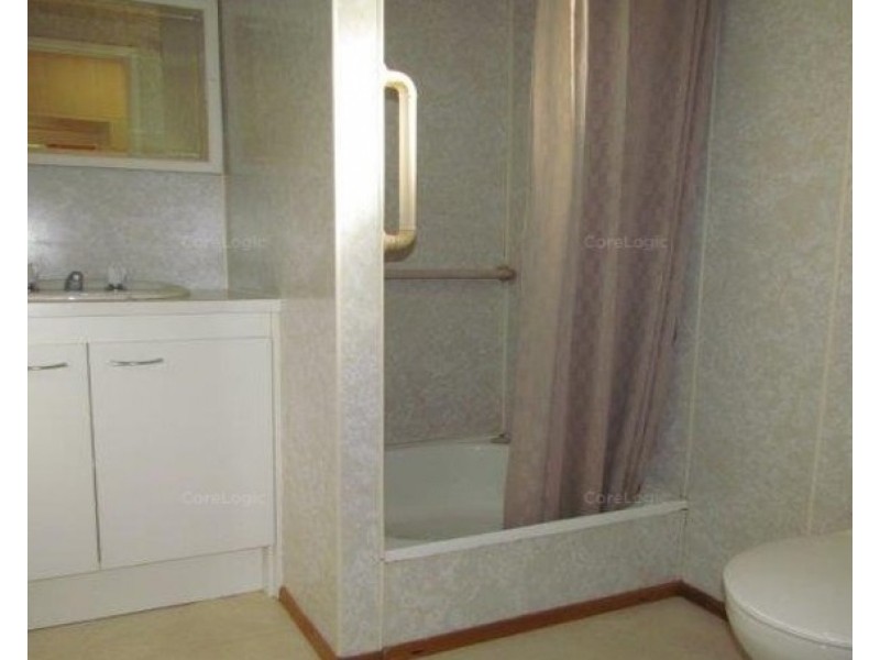 17 Whytecliffe Parade, Woody Point QLD 4019