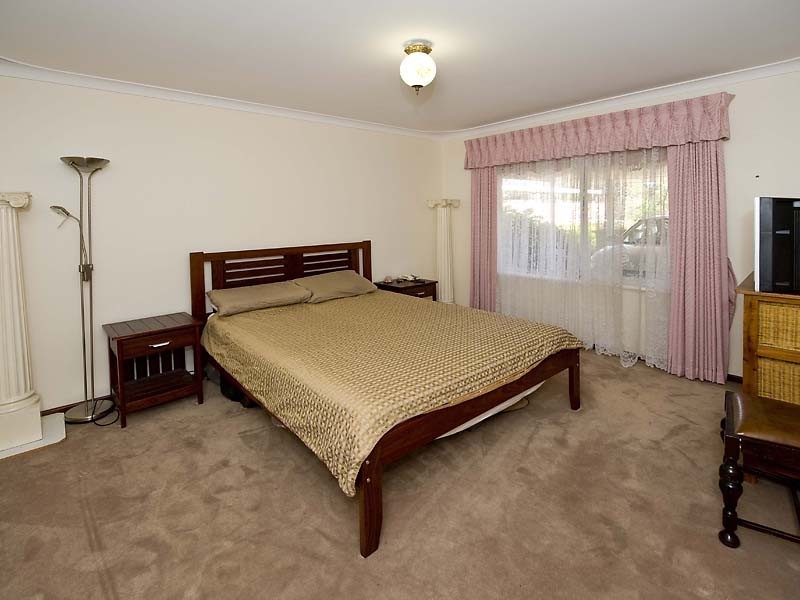 3 Boston Way, Booragoon WA 6154