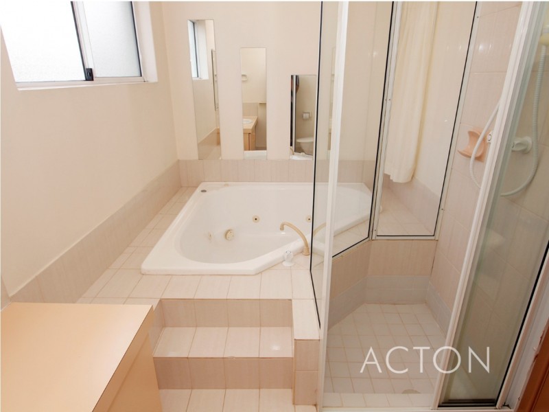 2/72 Macleod Road, Applecross WA 6153