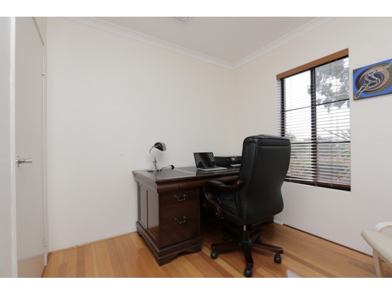 33 Riseley Street, Ardross WA 6153