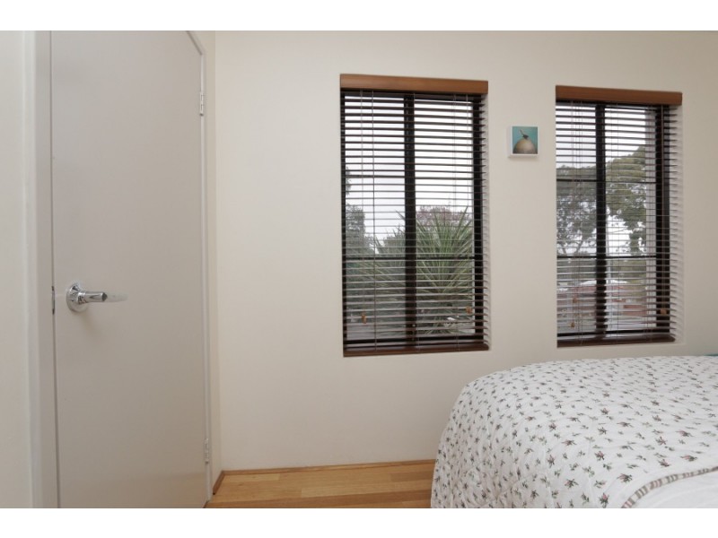 33 Riseley Street, Ardross WA 6153