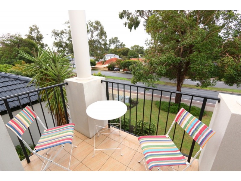 33 Riseley Street, Ardross WA 6153