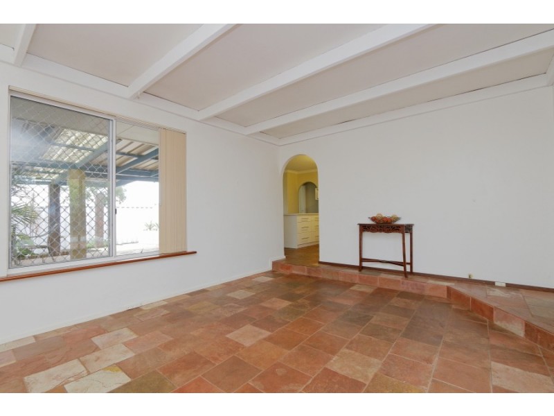 28 Hogarth Way, Bateman WA 6150