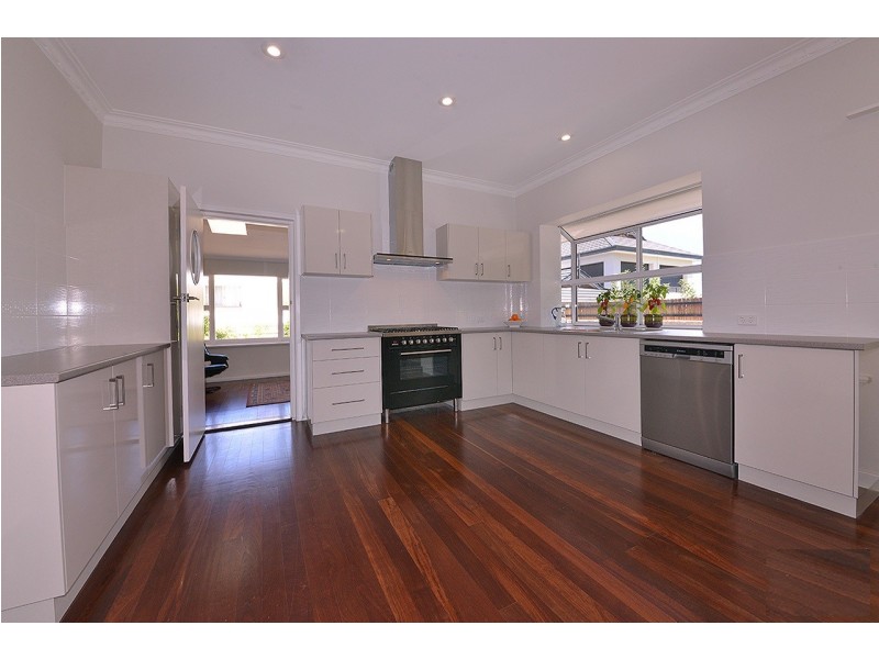 5 Clive Street, Bicton WA 6157