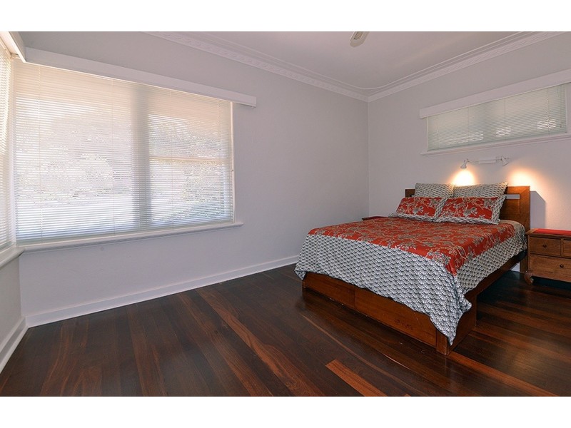 5 Clive Street, Bicton WA 6157