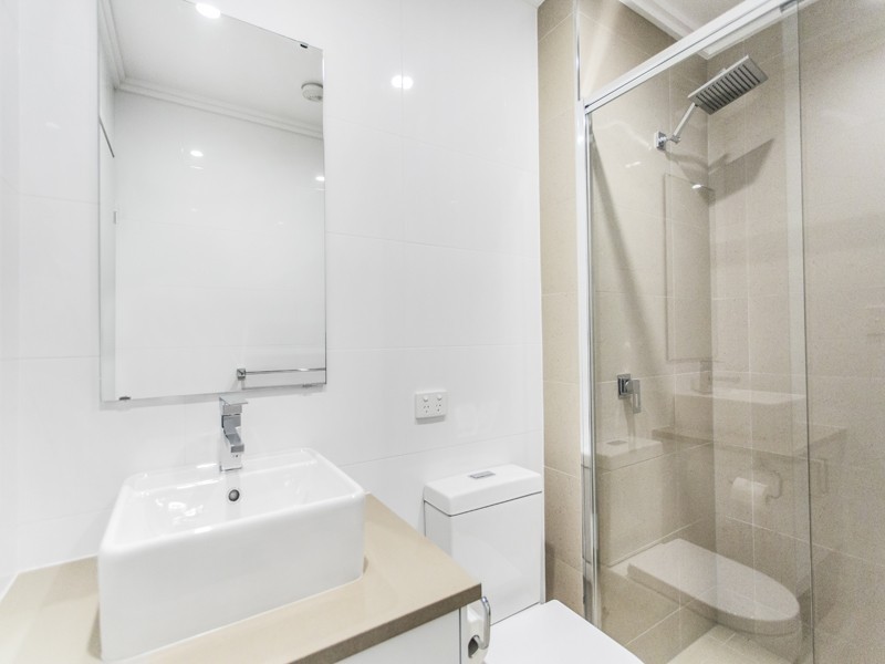 8/16 Bridges Road, Melville WA 6156