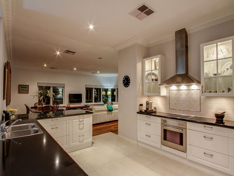 1 Baldwin Avenue, Mount Pleasant WA 6153