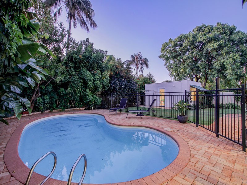 1 Baldwin Avenue, Mount Pleasant WA 6153