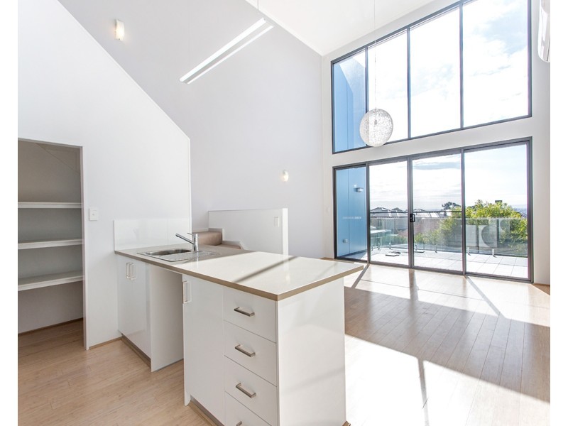 14/16 Bridges Road, Melville WA 6156