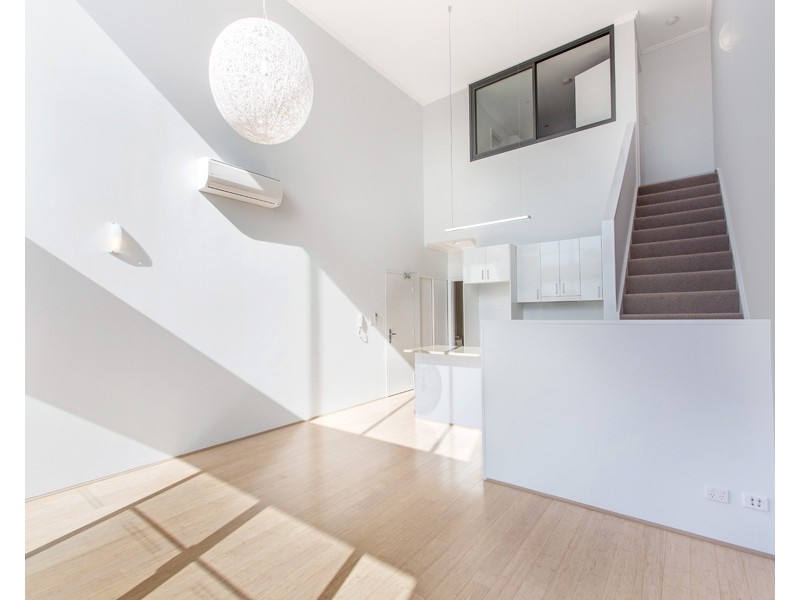 14/16 Bridges Road, Melville WA 6156