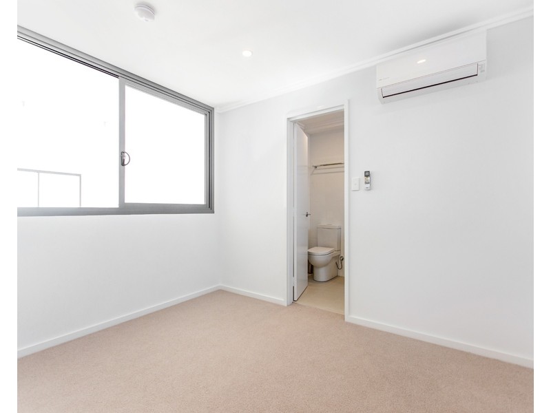 14/16 Bridges Road, Melville WA 6156