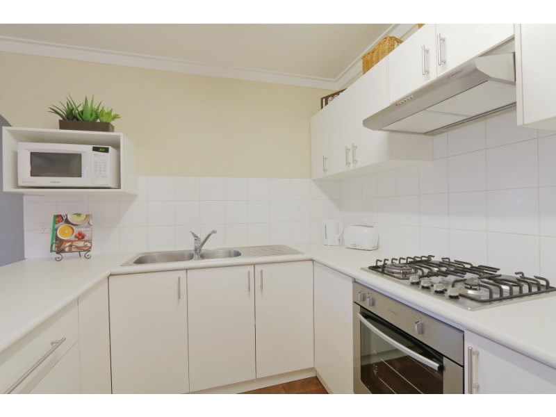 28A HOGARTH WAY, Bateman WA 6150