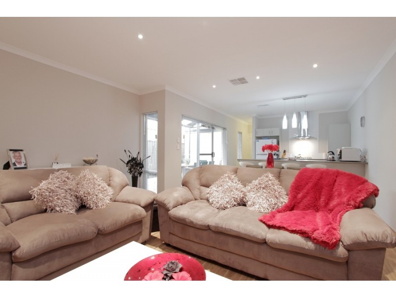 4 PERSHING LINK, Harrisdale WA 6112