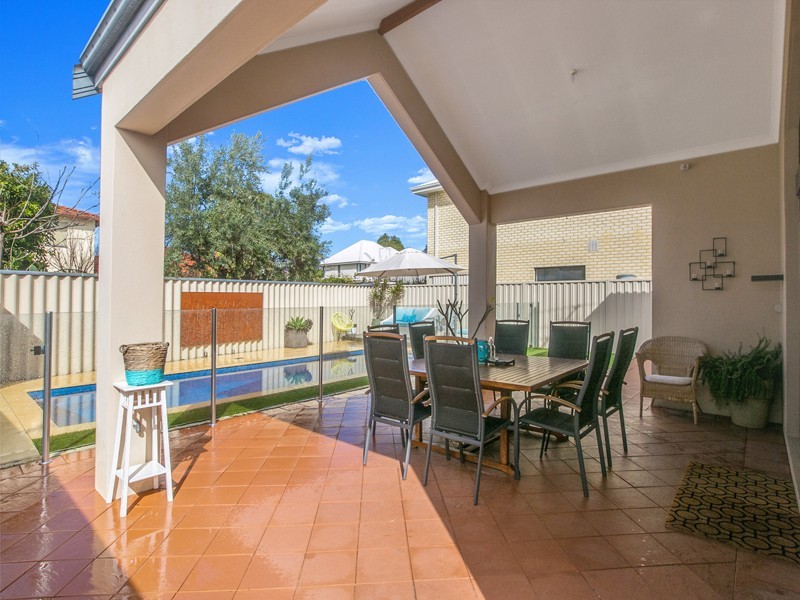 54B Holman Street, Alfred Cove WA 6154