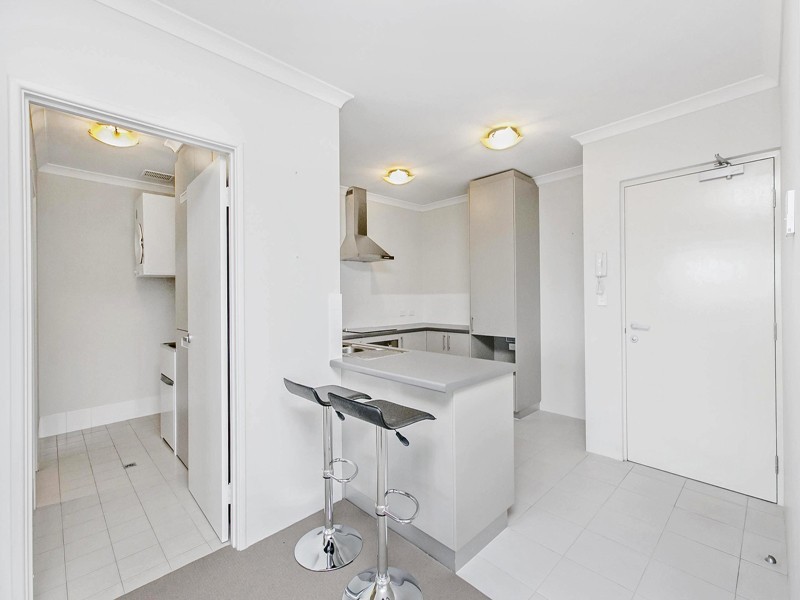 5/148 Railway Parade, Queens Park WA 6107