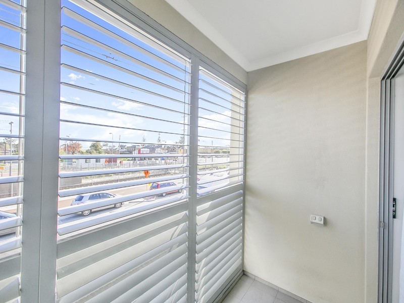 5/148 Railway Parade, Queens Park WA 6107