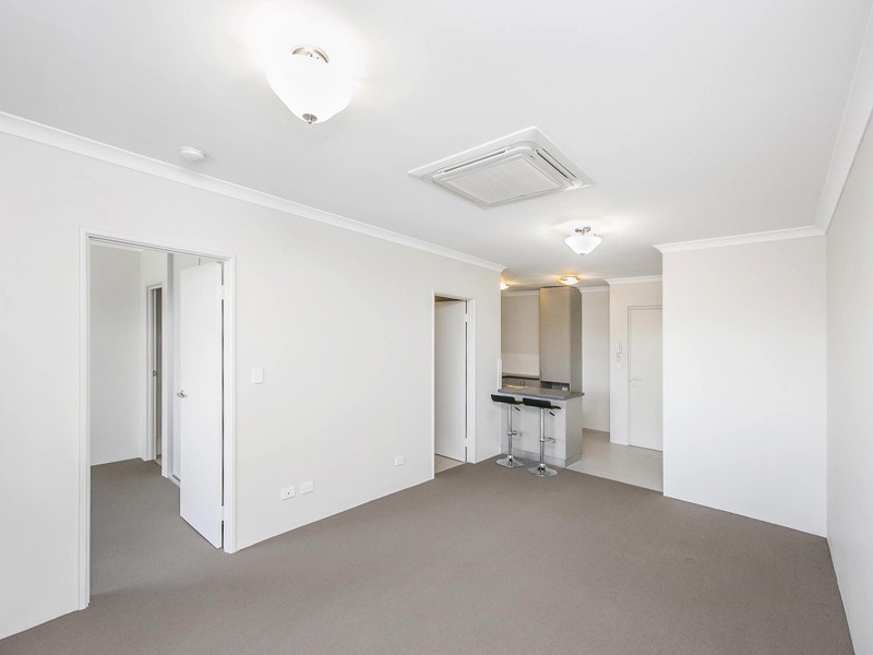 5/148 Railway Parade, Queens Park WA 6107