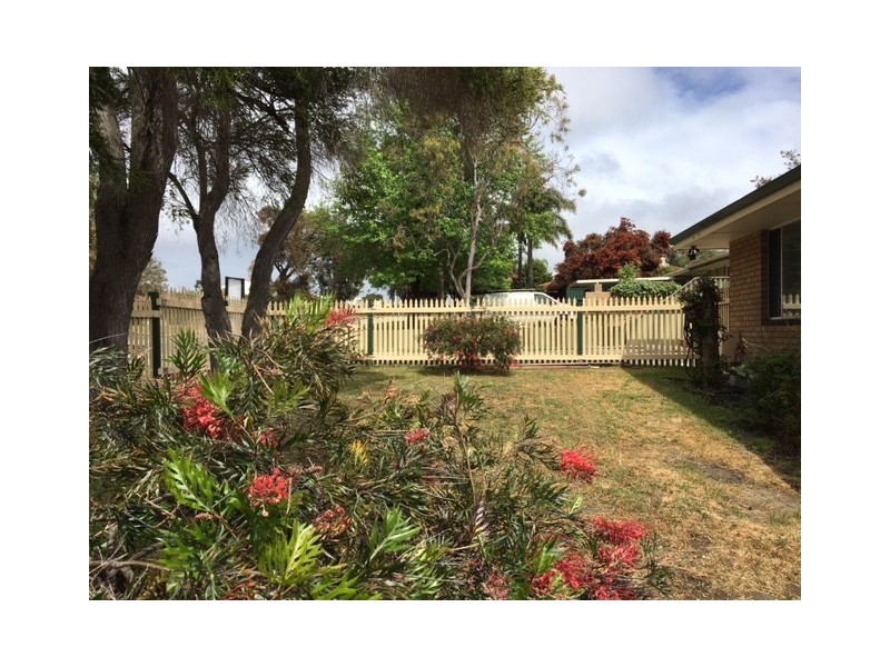 18B Karoonda Road, Booragoon WA 6154