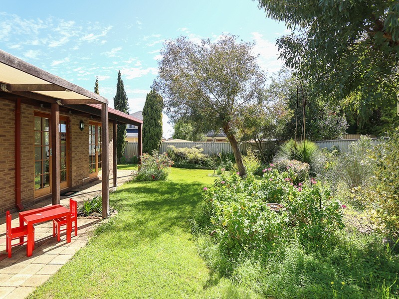 60B Reynolds Rd, Mount Pleasant WA 6153