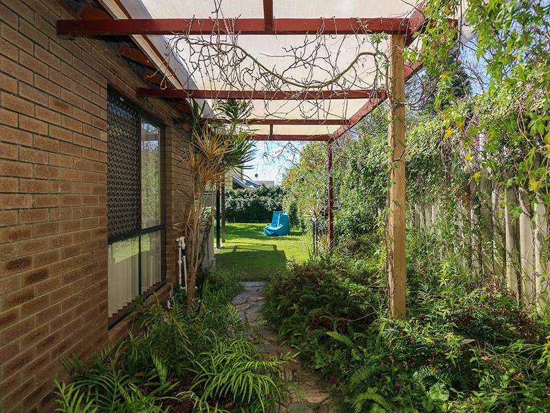 60B Reynolds Rd, Mount Pleasant WA 6153