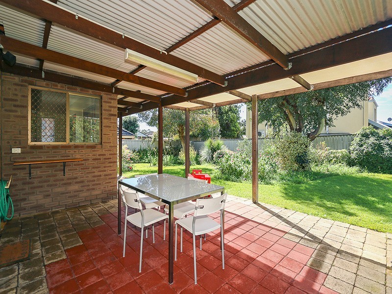 60B Reynolds Rd, Mount Pleasant WA 6153