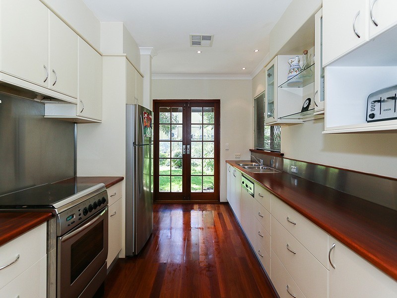 60B Reynolds Rd, Mount Pleasant WA 6153