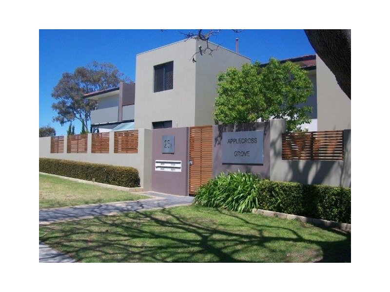 1/25b Ullapool Road, Applecross WA 6153