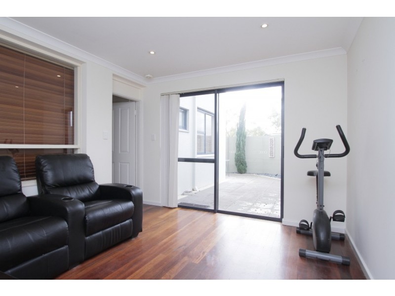 1/25b Ullapool Road, Applecross WA 6153