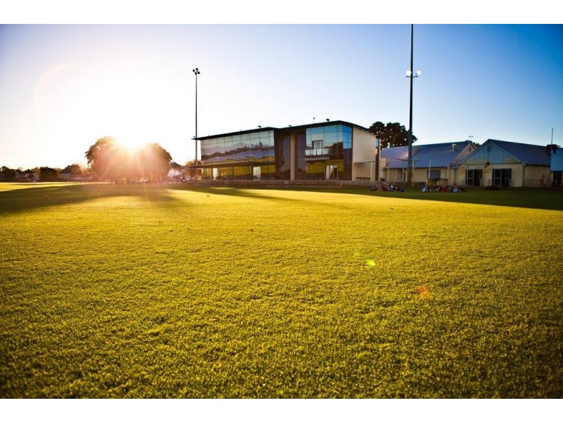 40B Holman St, Melville WA 6156