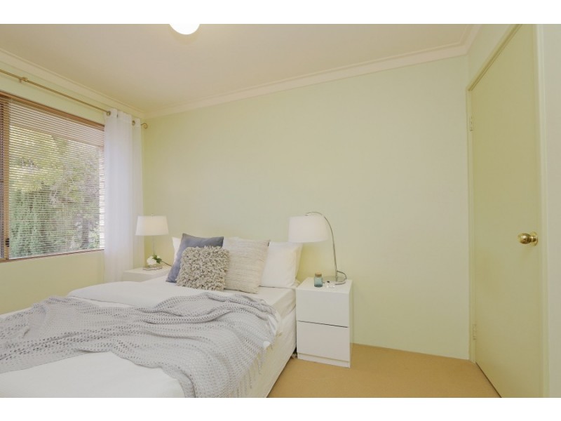 4/17 MCMILLAN STREET, Victoria Park WA 6100