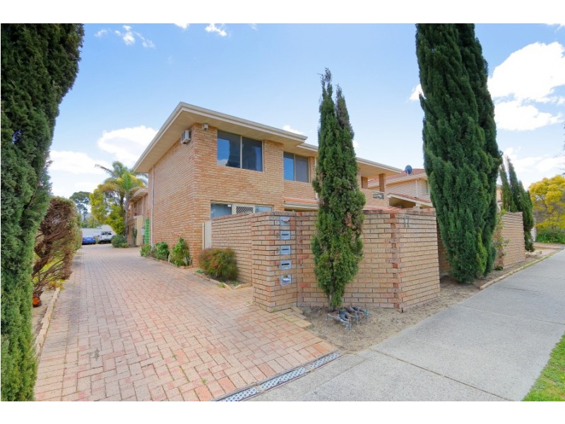4/17 MCMILLAN STREET, Victoria Park WA 6100