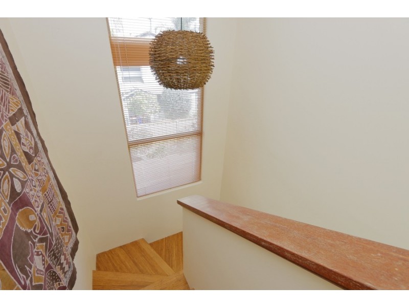 4/17 MCMILLAN STREET, Victoria Park WA 6100